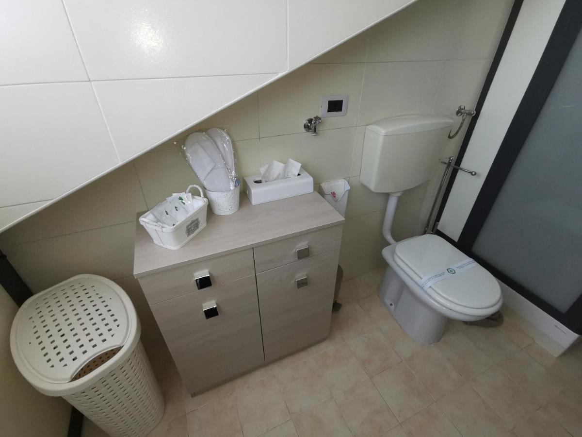 סנטה מריה קפואה וטרה B&B Louise מראה חיצוני תמונה